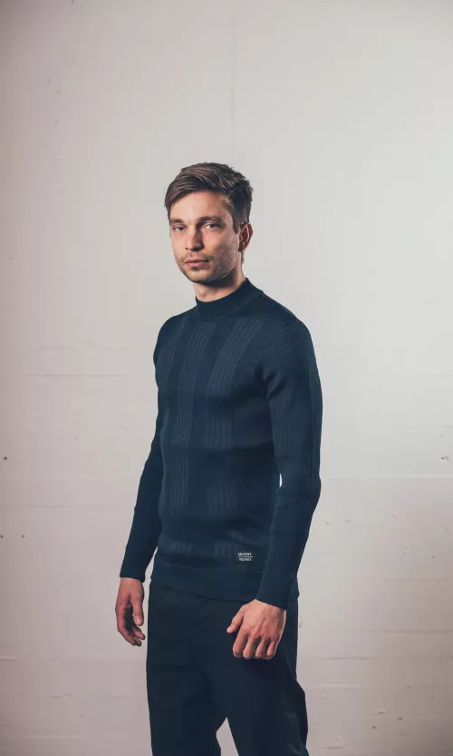 Serious Mockneck - navy
