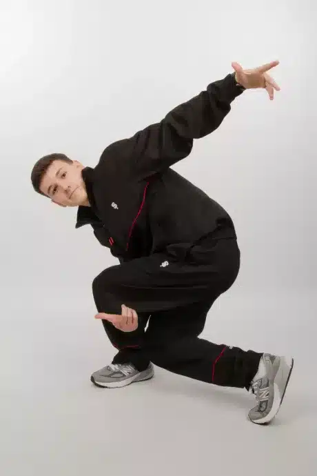 Serious One Tracksuit - Black - Image 4