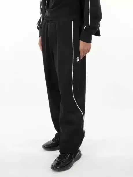 Prime Line Tracksuit | Black - Image 11